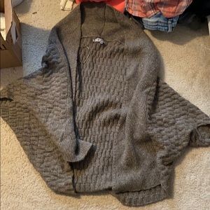 Short Sleeve Sweater